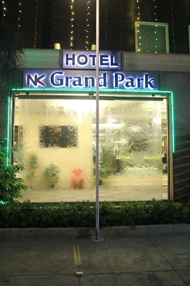 Nk Grand Park Hotel 2/60