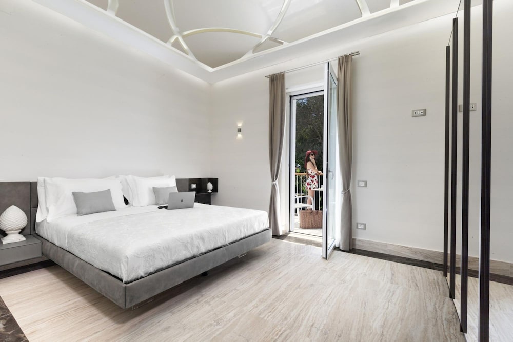 Sorrento Dream Resort 11/50