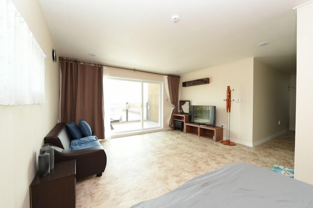Seorabeol Togi Tourist Pension 25/28