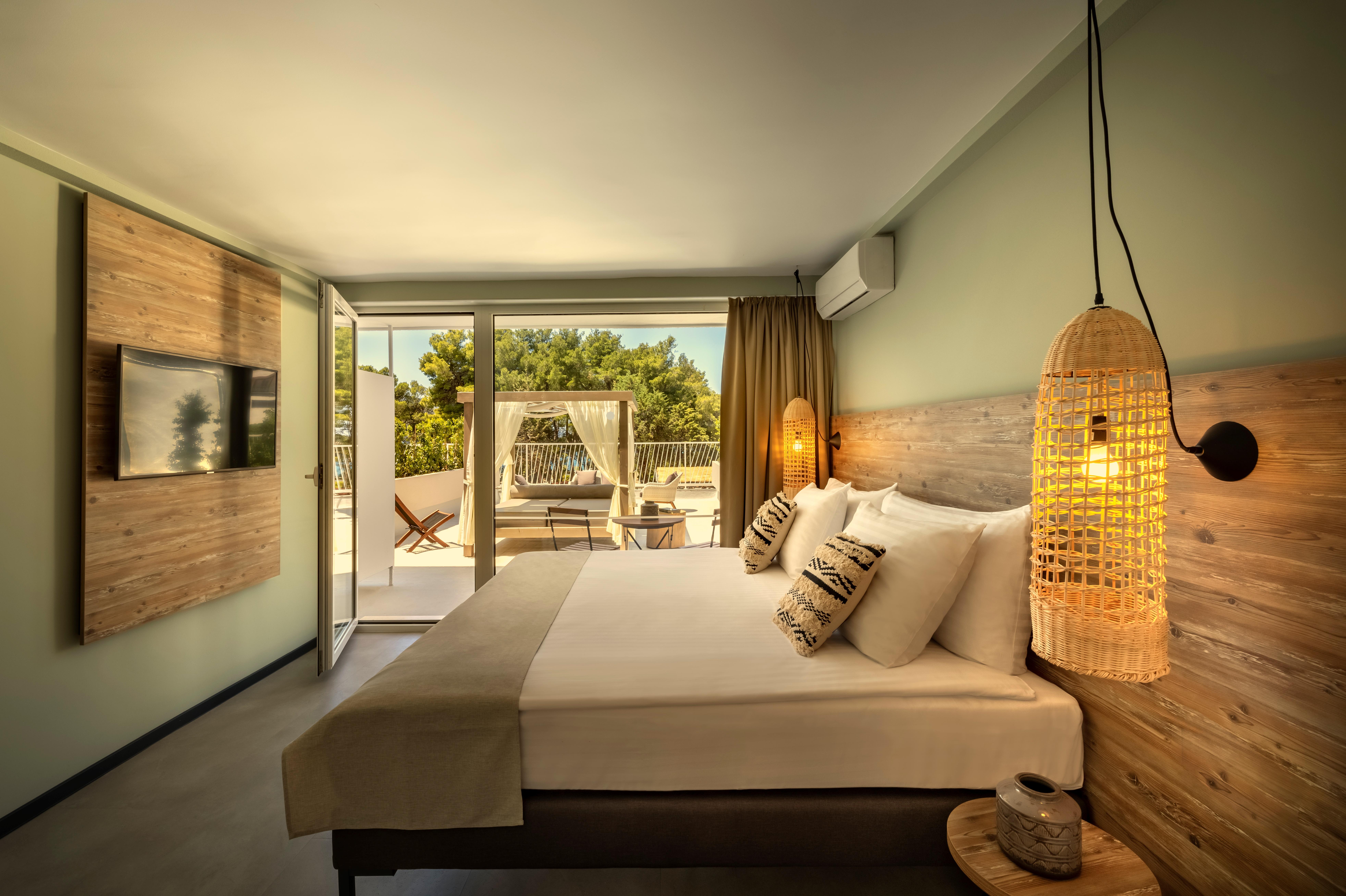 2 Bedrooms, Family, Sea Side, Terrace