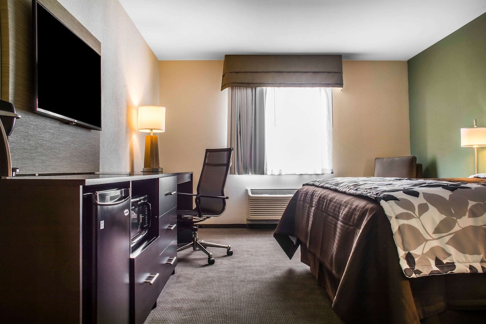 Sleep Inn & Suites Syracuse Airport 40/40
