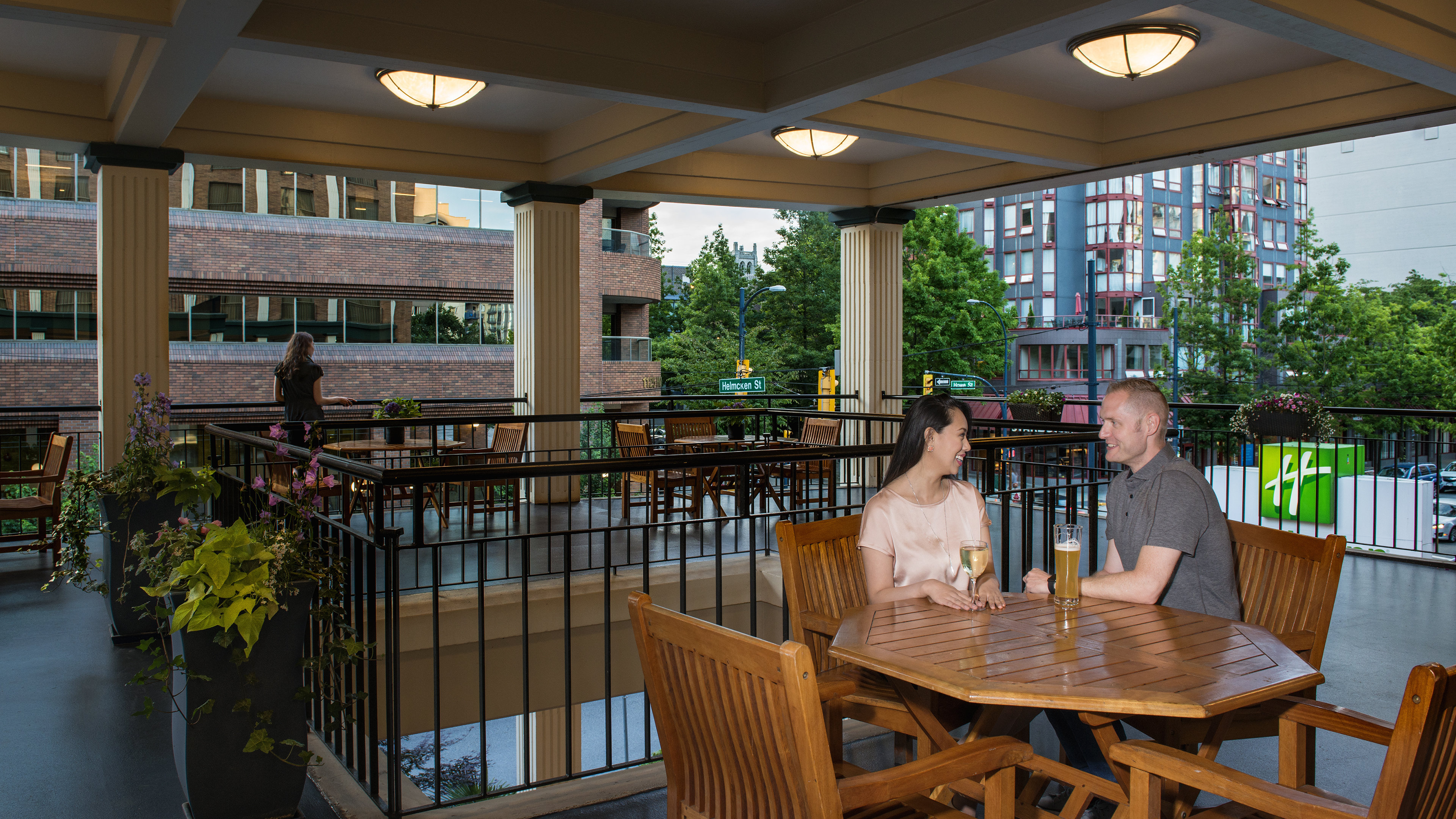 HOLIDAY INN HOTEL AND SUITES VANCOUVER DOWNTOWN 51/73
