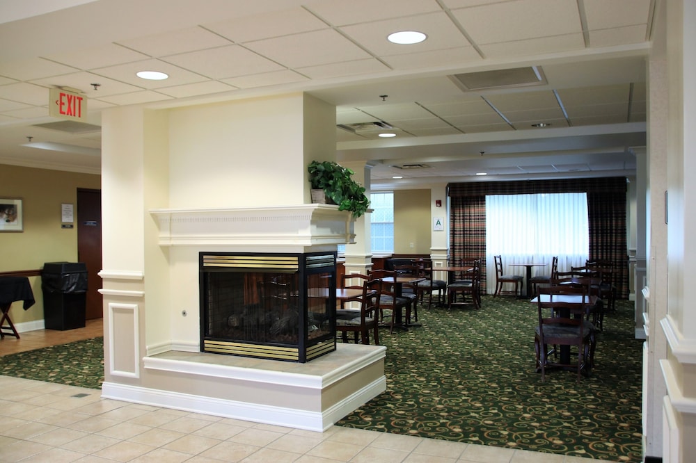 Hawthorn Suites By Wyndham Louisville East 9/25