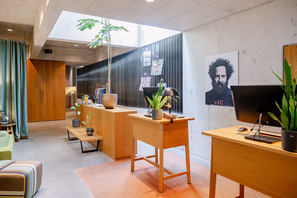 Nomad Design Lifestyle Hotel 10/73