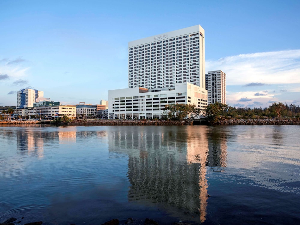 Pullman Miri Waterfront 70/73