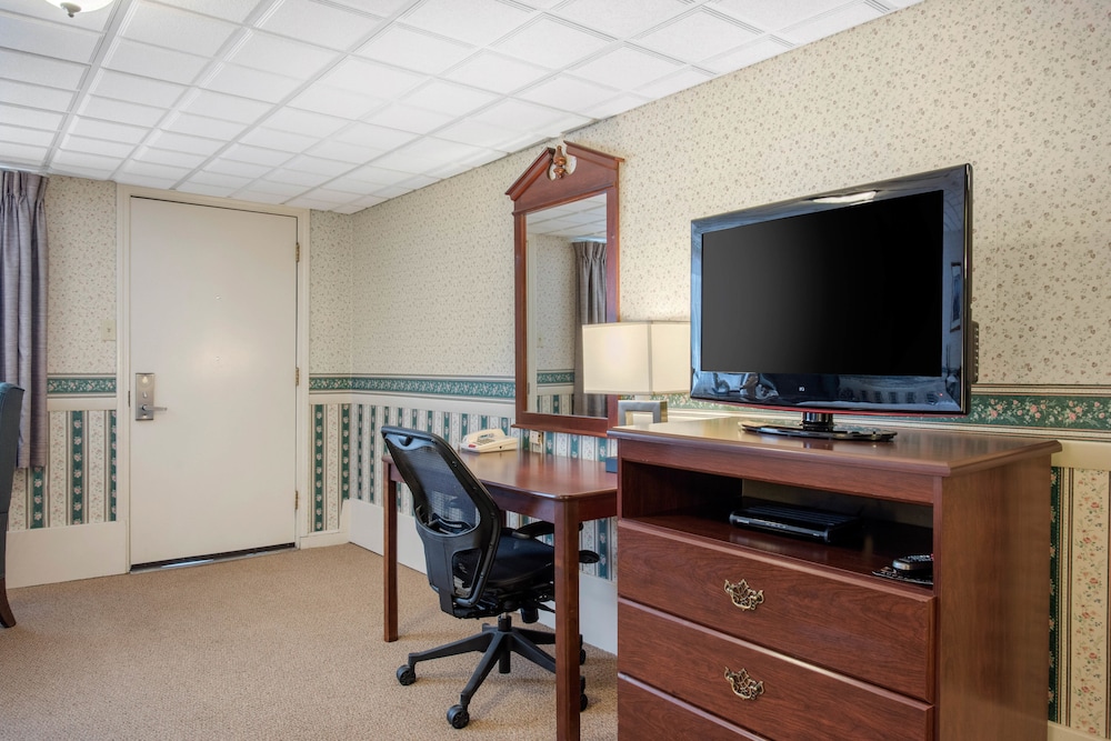 Coachman Inn 39/55