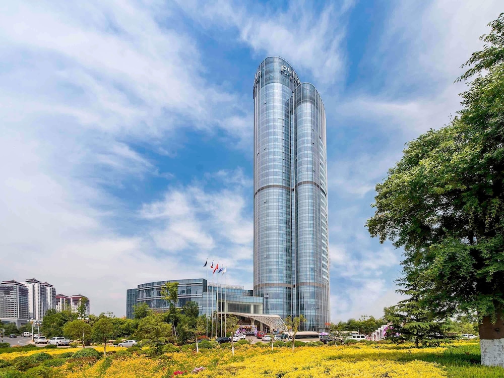 Pullman Linyi Lushang 5/49