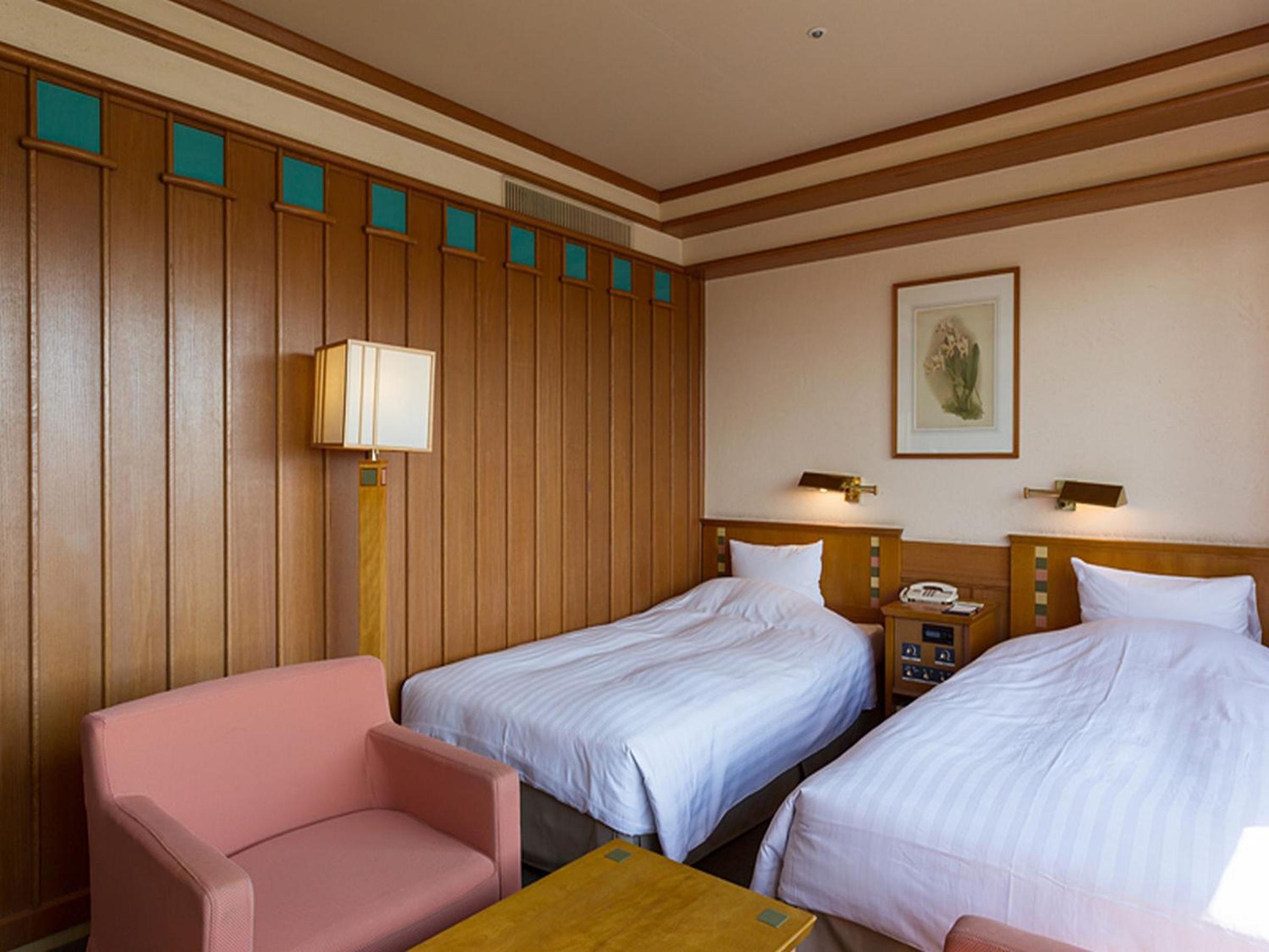 Superior, Twin Beds