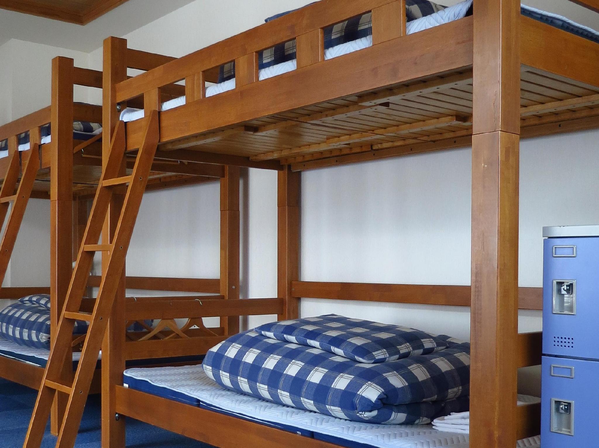 MIXED DORM