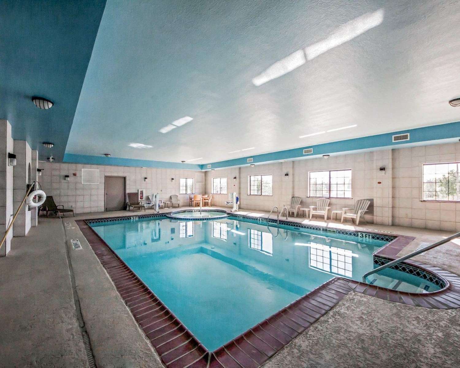 Sleep Inn And Suites Shamrock 29/39