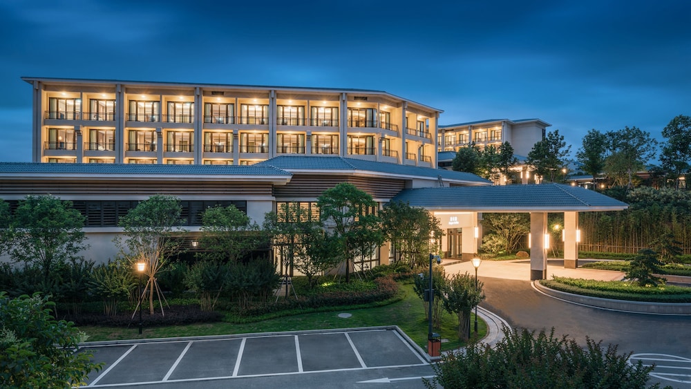 C&D Resort Wuyishan 3/47
