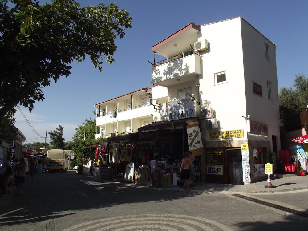 Derya Motel 22/36