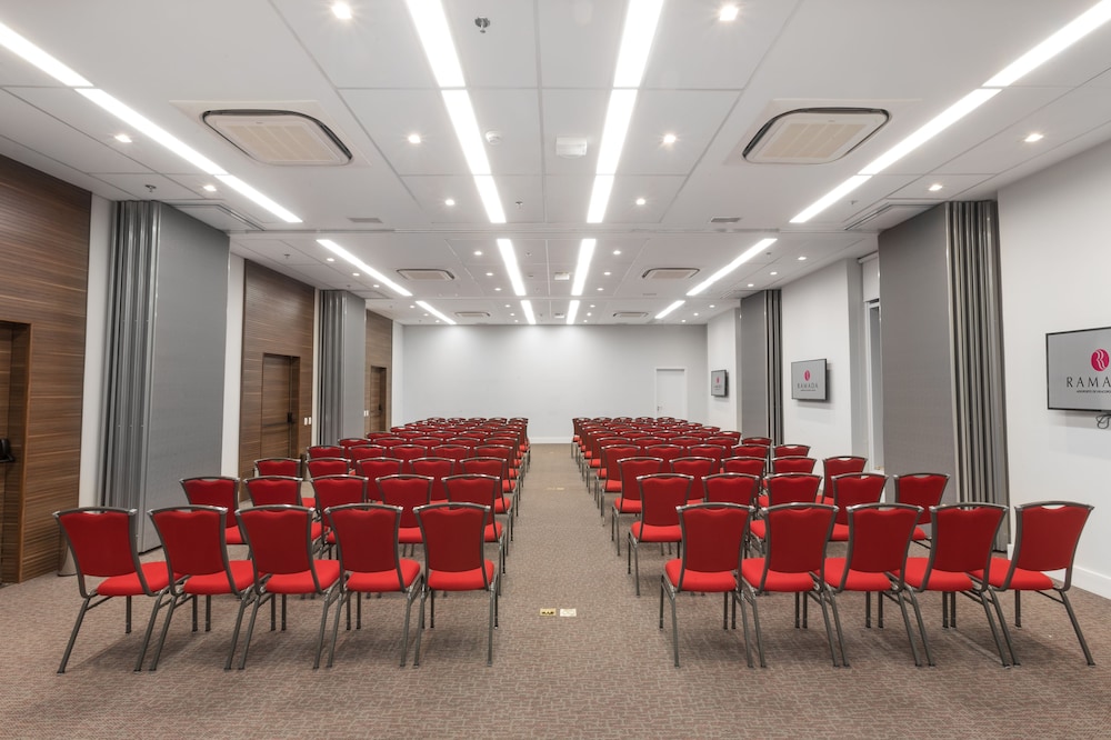 Ramada by Wyndham Campinas Viracopos 50/60
