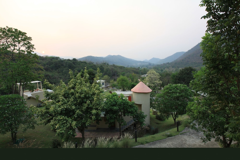 Hi - Scene Resort 61/69