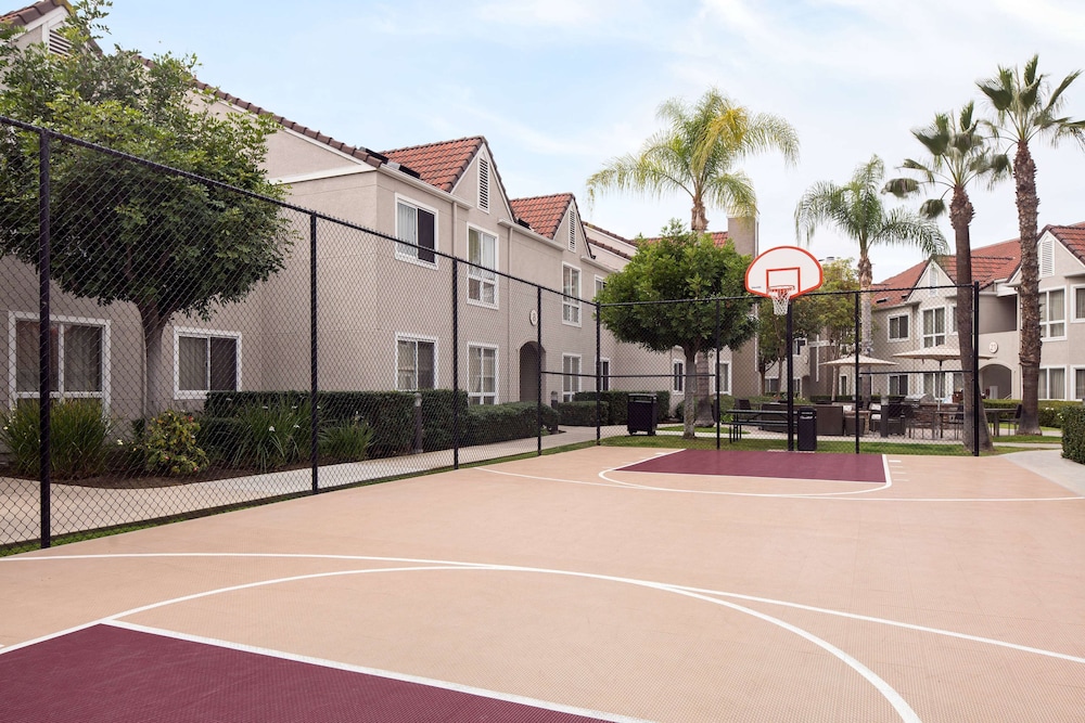 sport_facililities