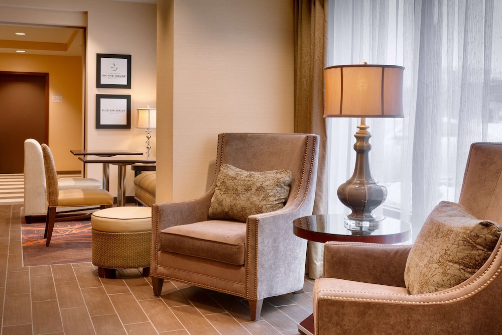 Hampton Inn Omaha/West Dodge Road (Old Mill) 24/50