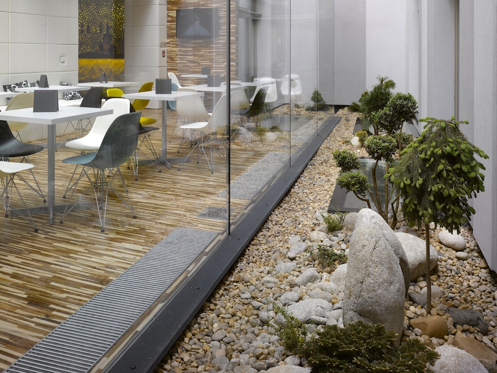 Moods Boutique Hotel 24/41