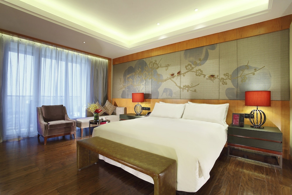 Crowne Plaza CHENGDU WEST 20/81