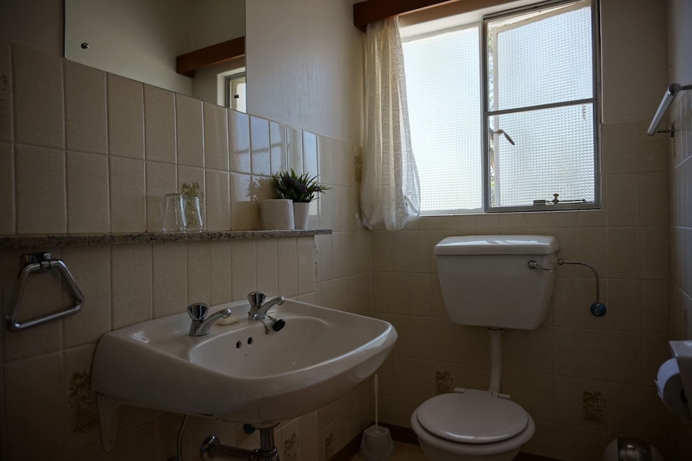 Omaruru Guesthouse 34/35