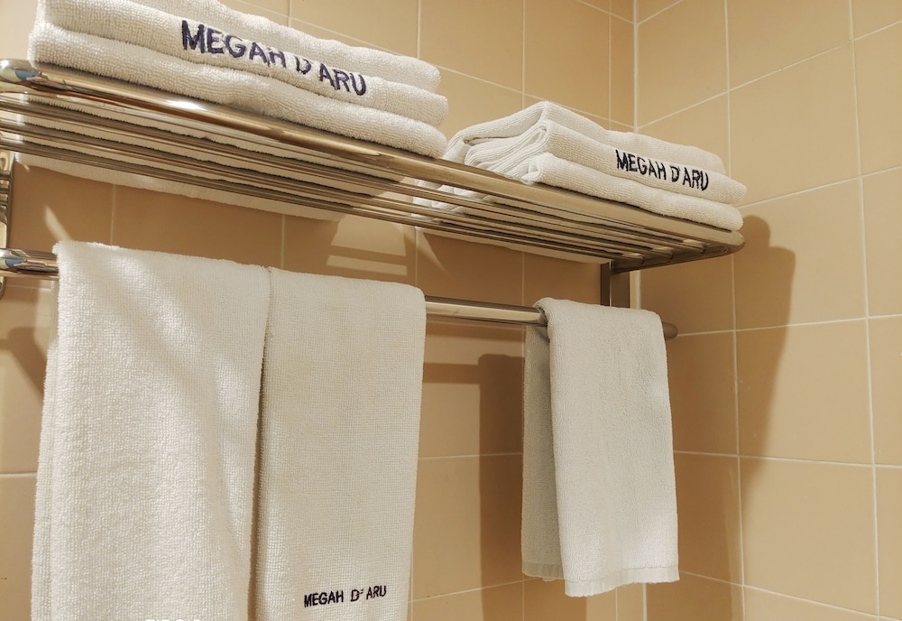 Megah D Aru Hotel Tanjung Aru Kota Kinabalu 50/50