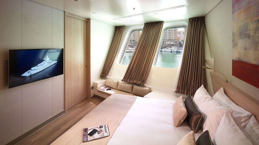 Sunborn Gibraltar 29/75