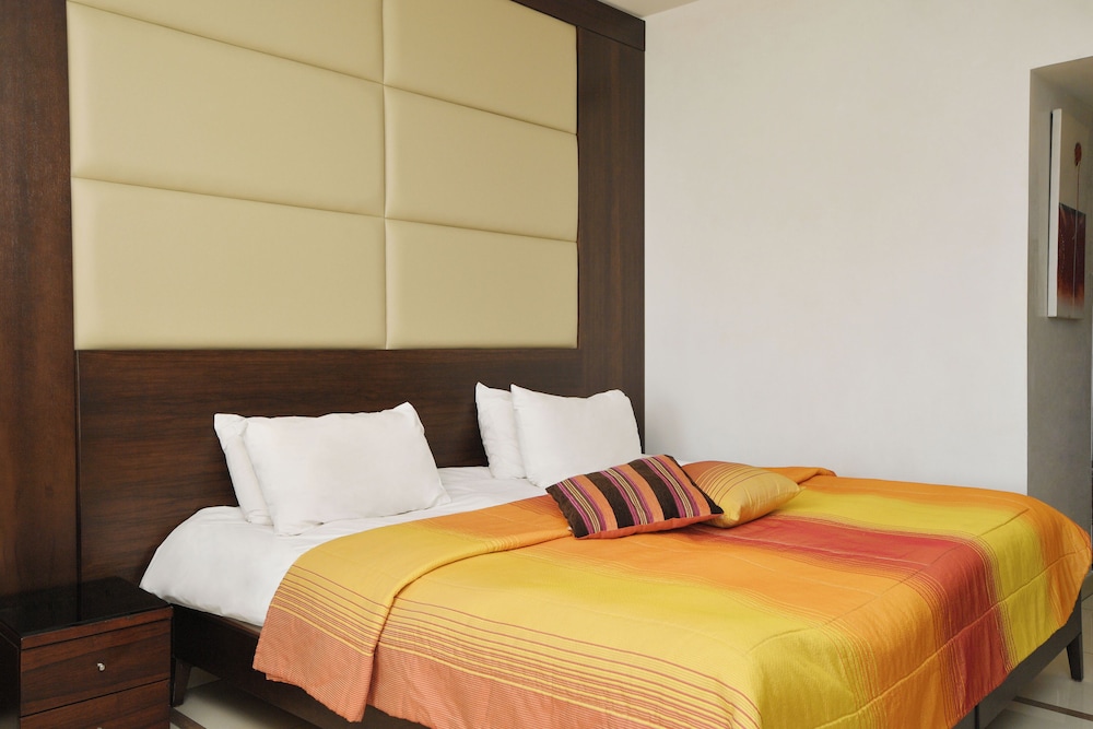Hollywood Inn Hotel 16/67