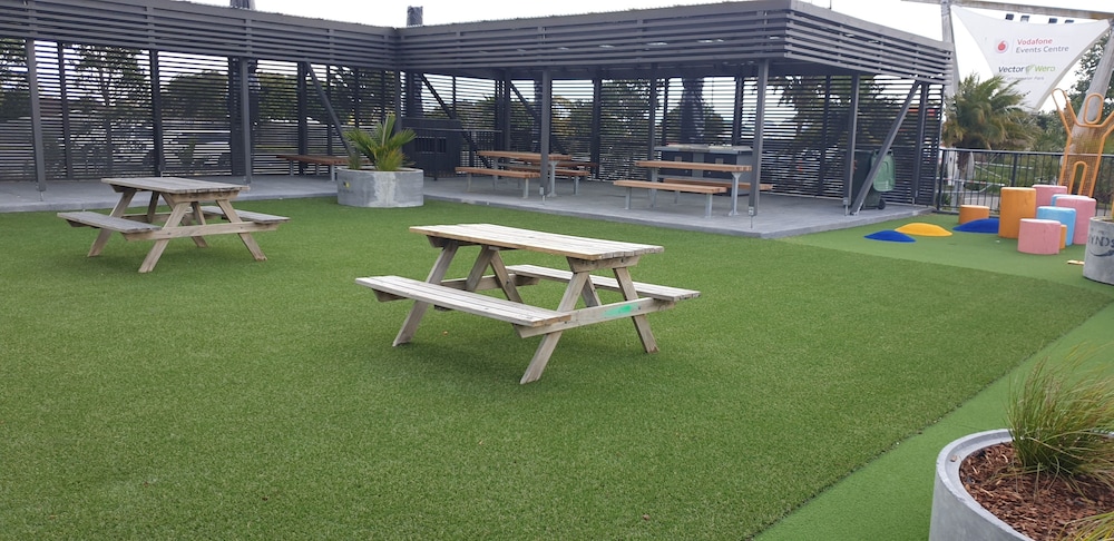 Ramada Suites by Wyndham Auckland Manukau Pacfic Centre 54/64