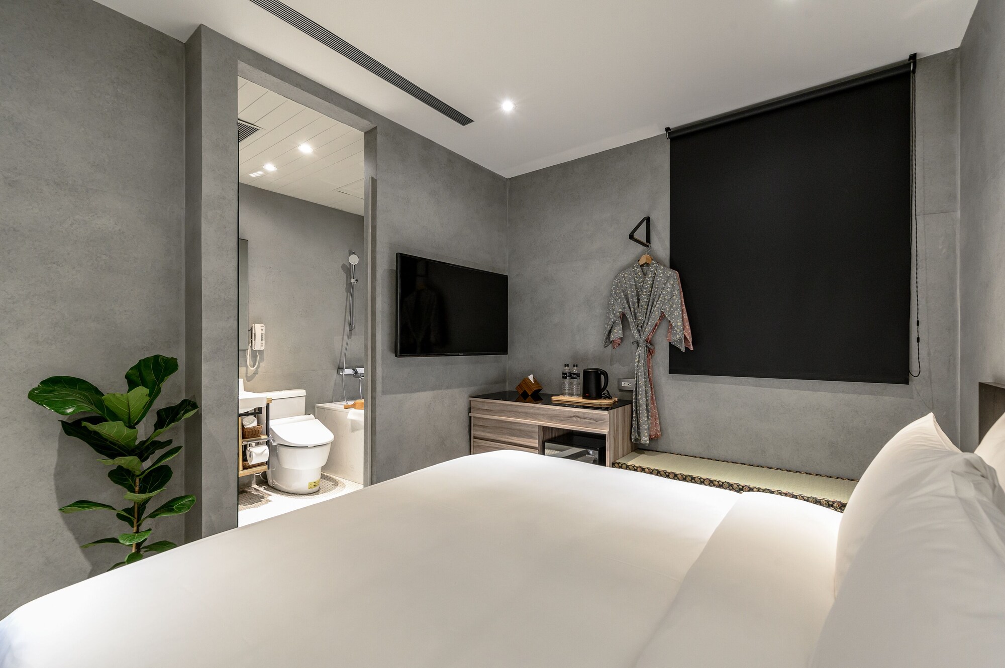 Standard, Queen Bed, Yunoyado Onsen Hotspring Hotel Deyang 3/4