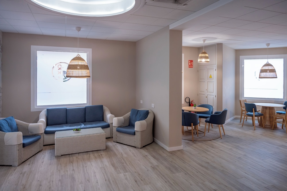 GHT Balmes Hotel, Aparthotel & Splash 54/78