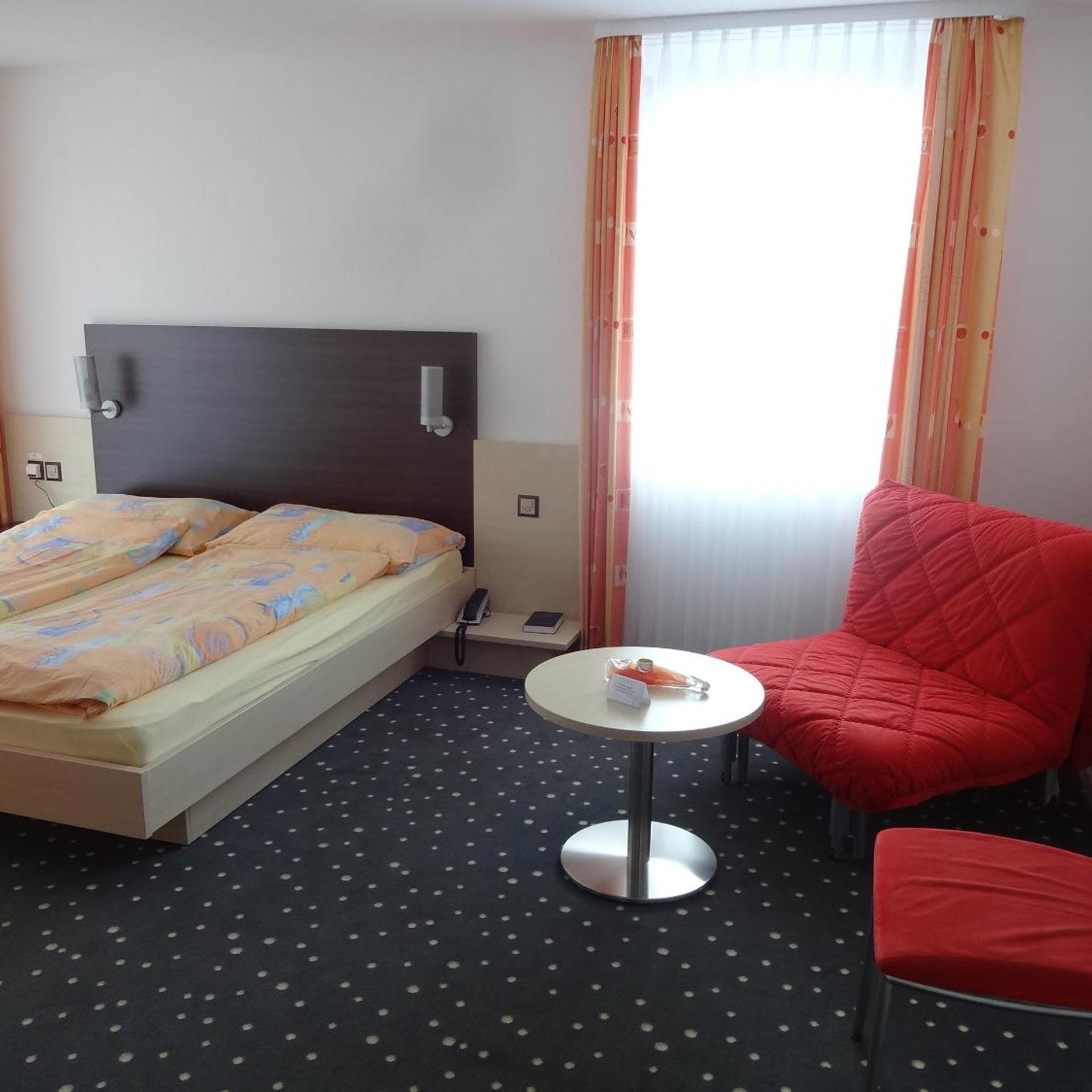 2 Bedrooms, Apartment