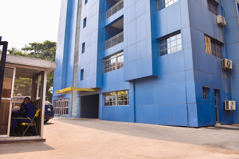 Beni Apartment And Suites 41/50