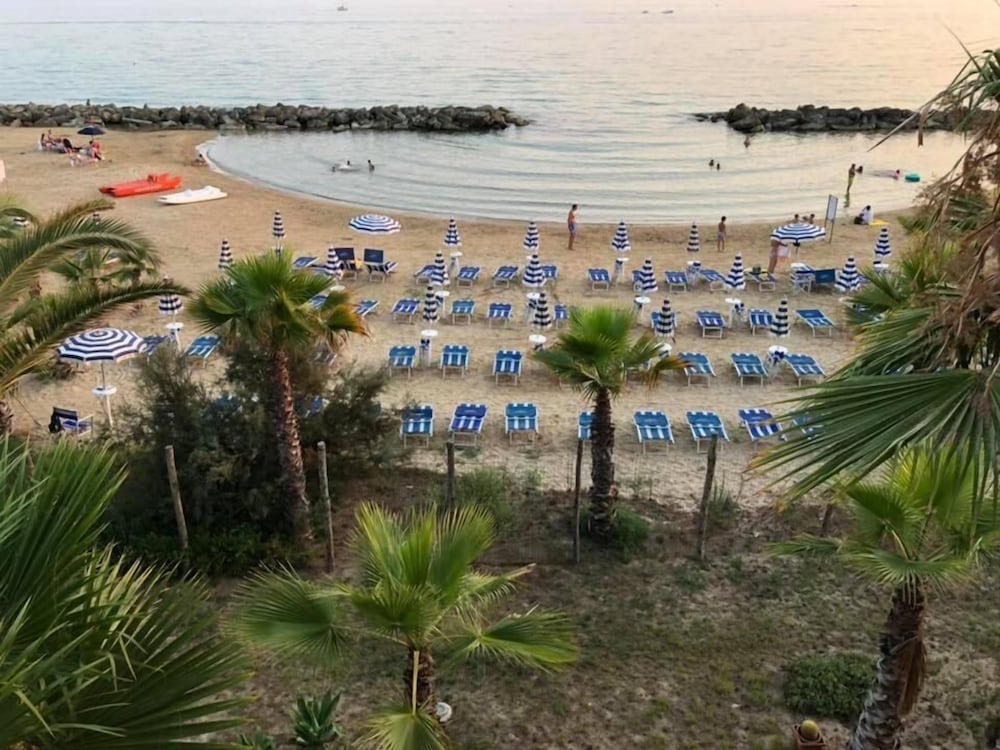 Hotel Sul Mare Al Gabbiano 34/50