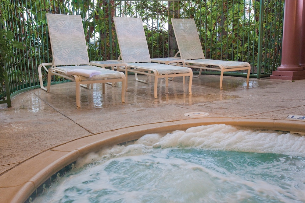 Peacock Suites 37/47