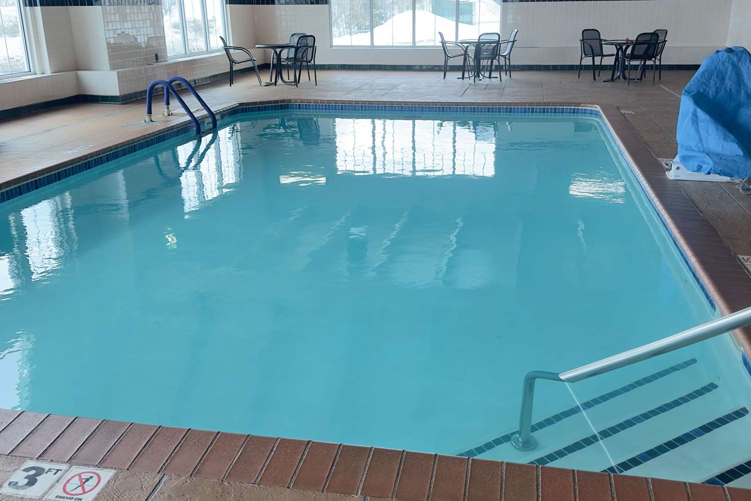 Sleep Inn & Suites near Spirit Mountain 27/49