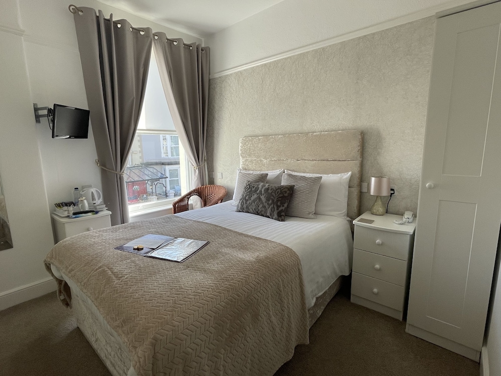 Lynton House 15/50