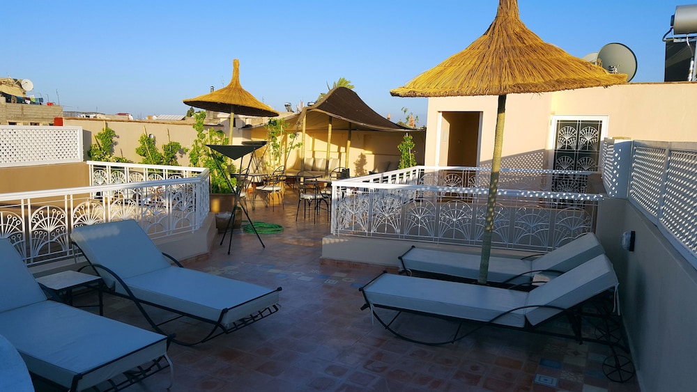 Riad Ayni 40/53