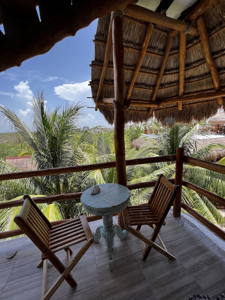 Ensueno Holbox & Beach Club 39/74