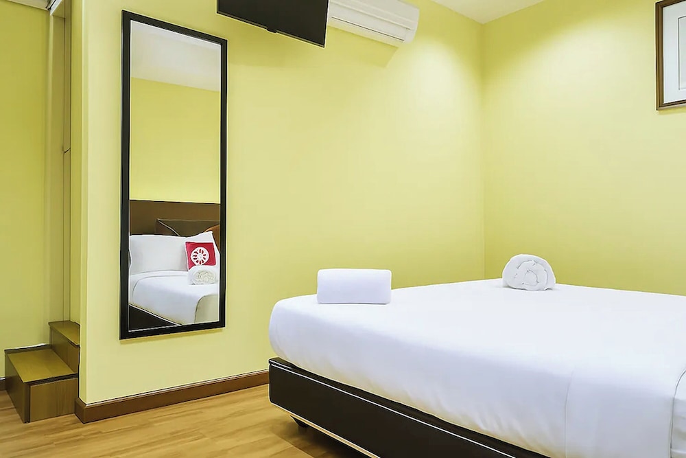 Hotel Sunjoy9 33/63