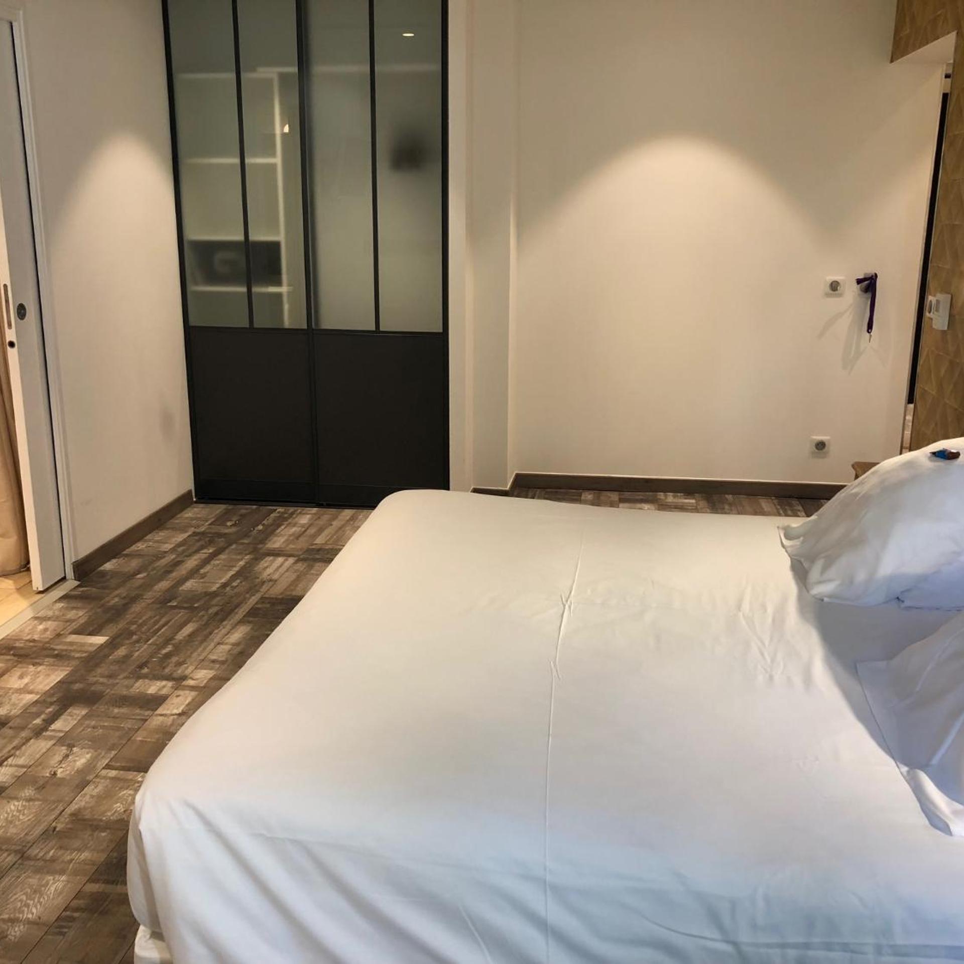 ROOM, DOUBLE BED, ACCESSIBLE