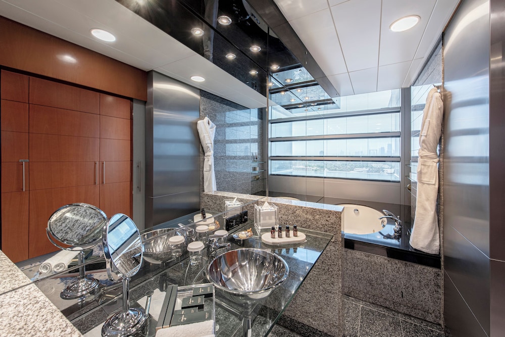 Movenpick Dubai Creek 19/49