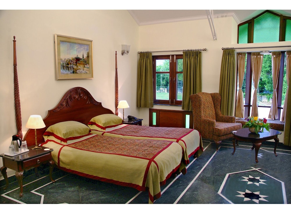 Welcomheritage Taragarh Palace 7/50