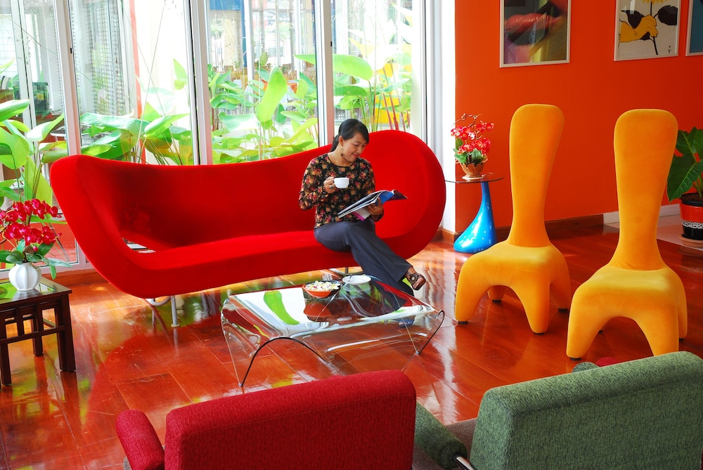 The Adventure Hotel 21/25
