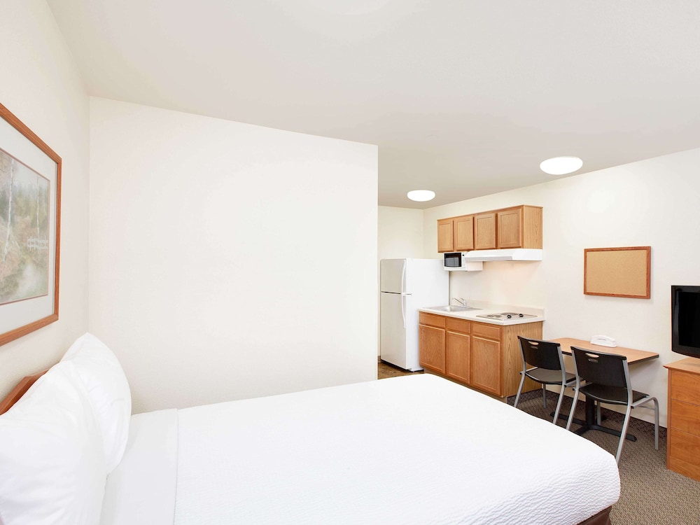 WoodSpring Suites McKinney 4/34