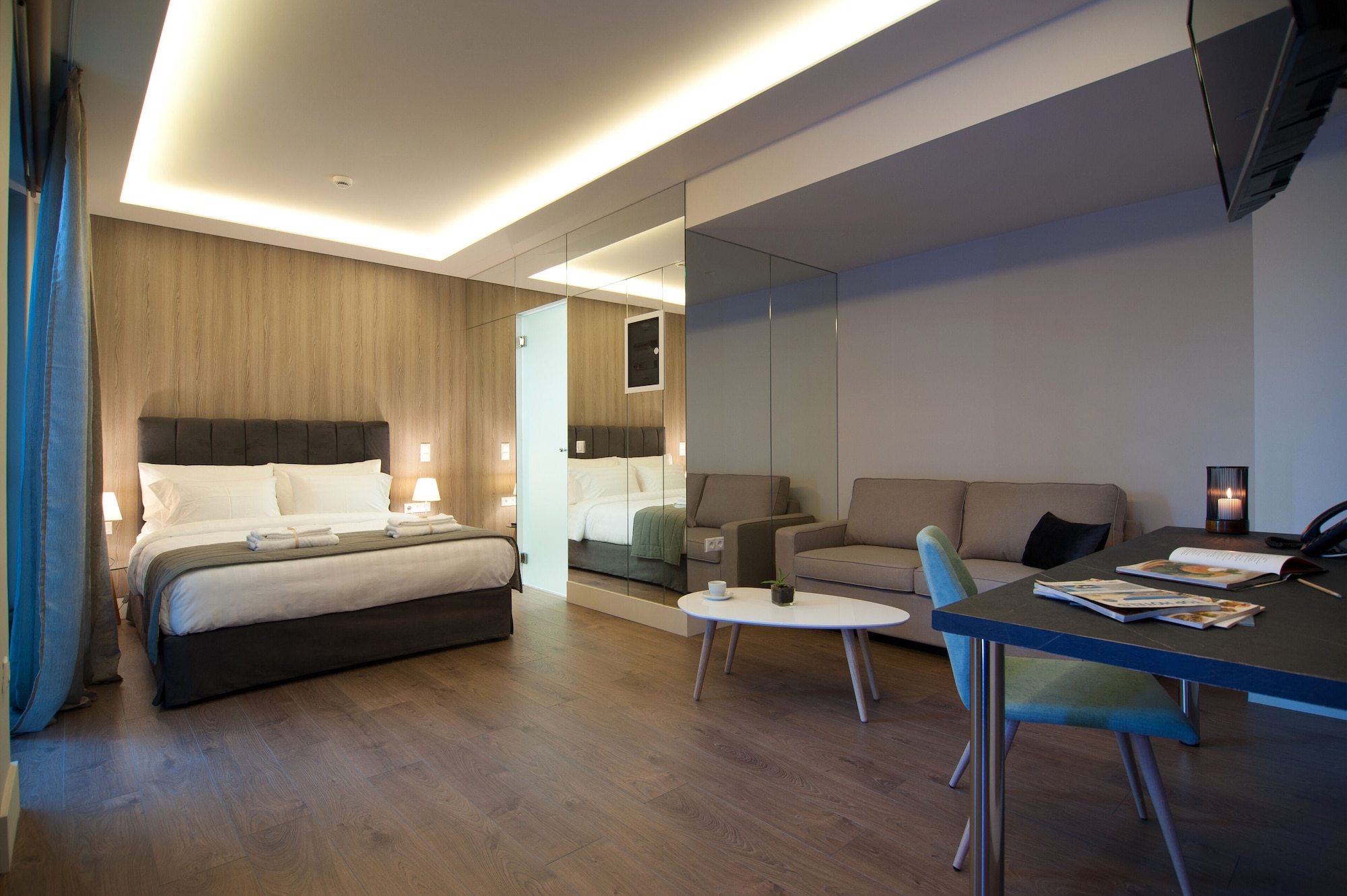 SUPERIOR, DOUBLE BED