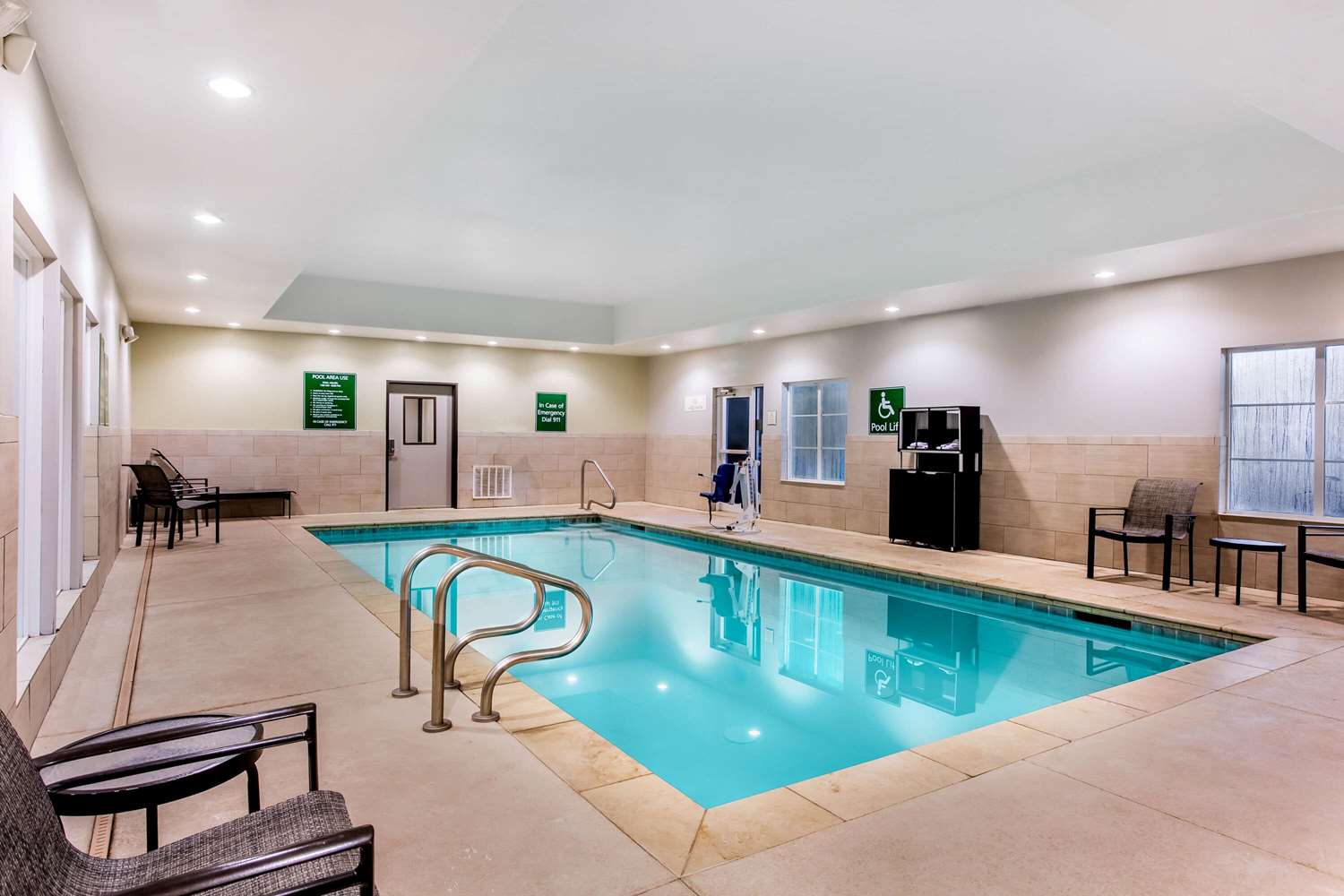 La Quinta Inn Suites By Wyndham Andrews 14/24