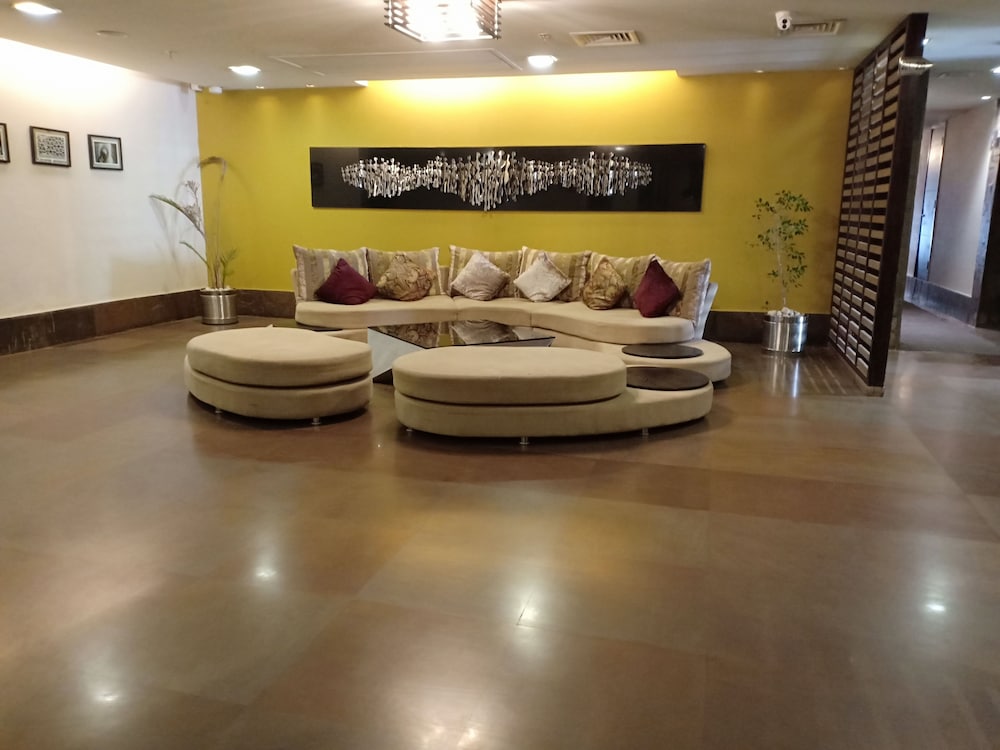 Ramada by Wyndham Ajmer 32/48
