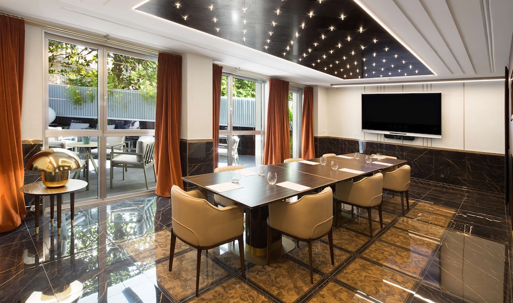 DoubleTree By Hilton A Coruna 63/76