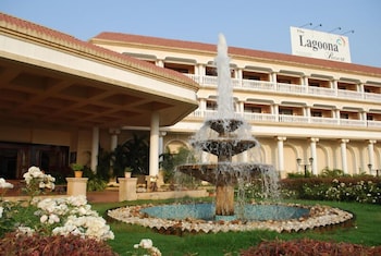 Lagoona Resort 9/78