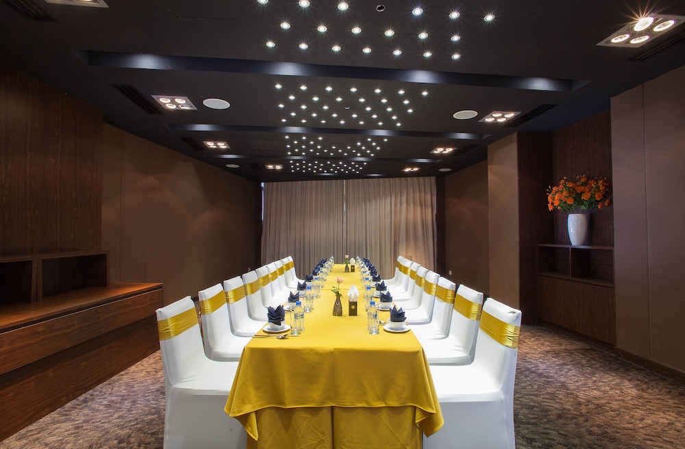 Authentic Hanoi Boutique Hotel 56/64