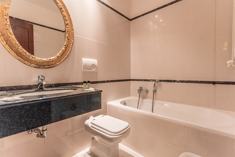 Raeli Hotel Noto 26/27